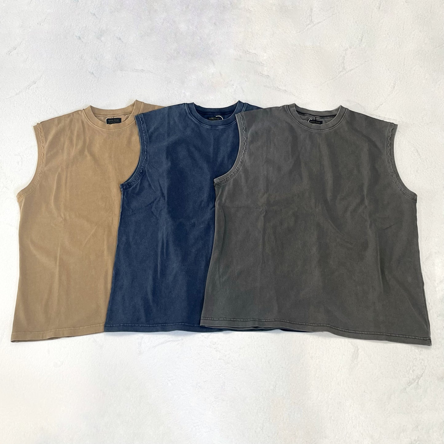 Sleeveless Tee M-2601253