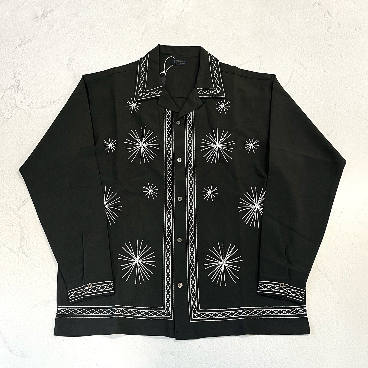 Embroidery Shirt M-2604258