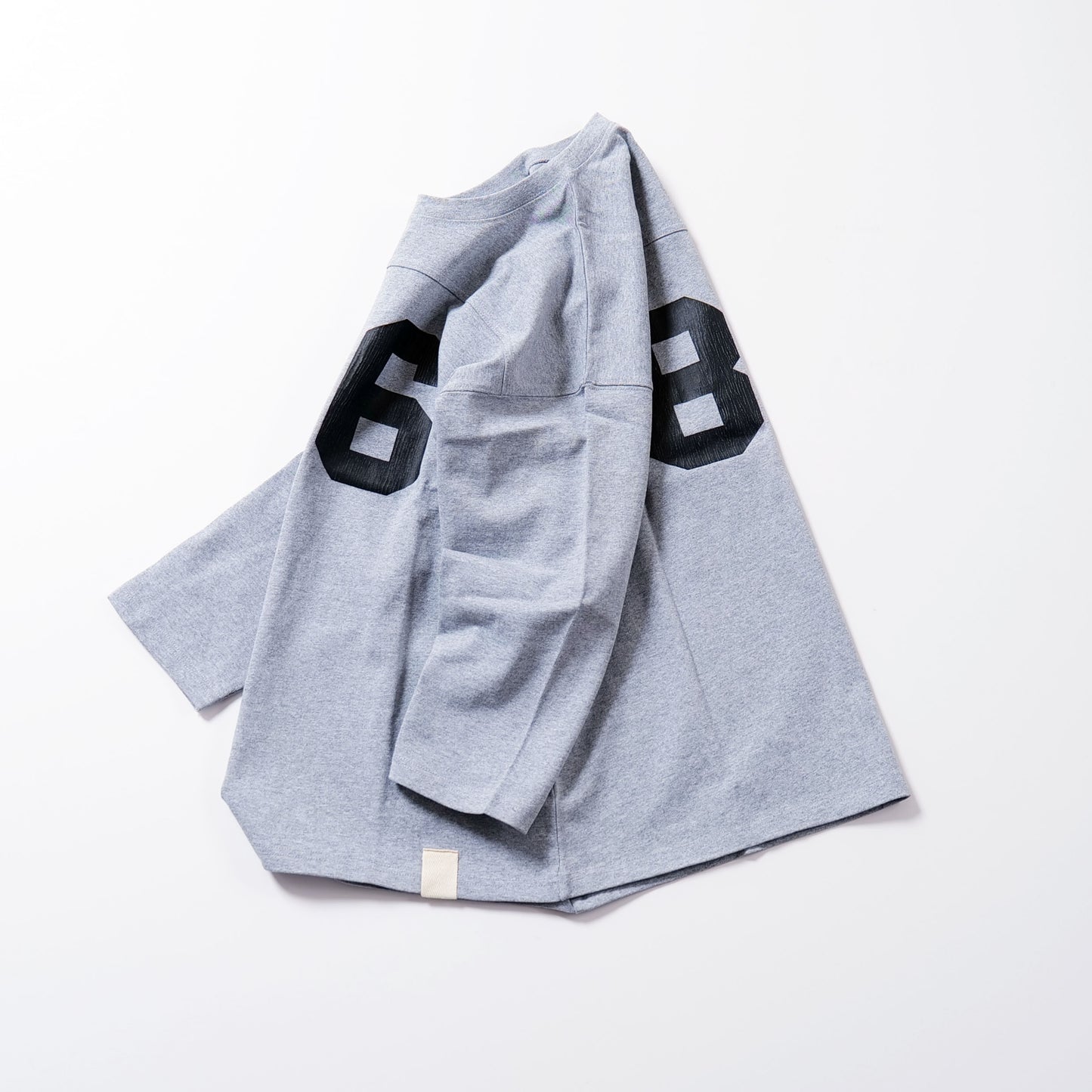 crack rubber football Tee -gray-